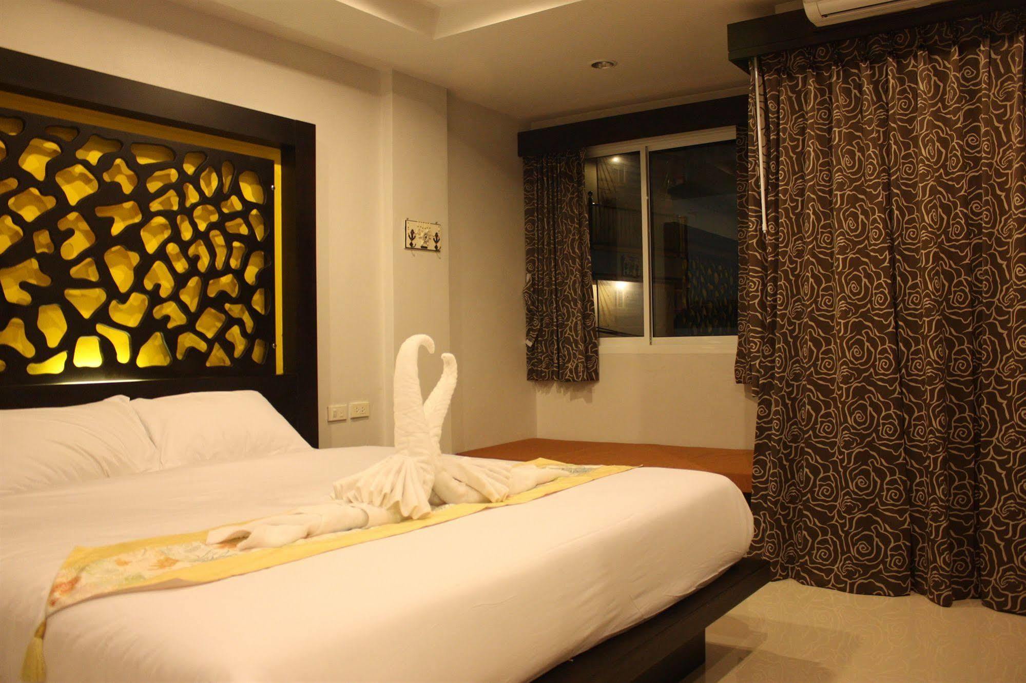The Silk Hill Hotel Patong Eksteriør bilde