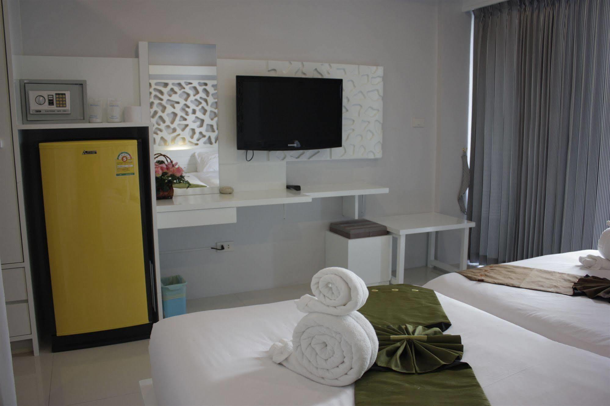 The Silk Hill Hotel Patong Eksteriør bilde